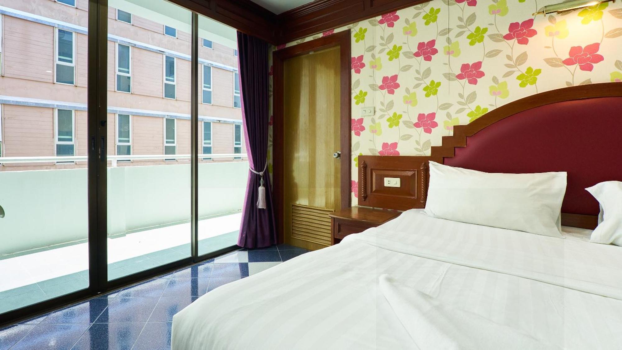 Lime Hotel Patong Room photo