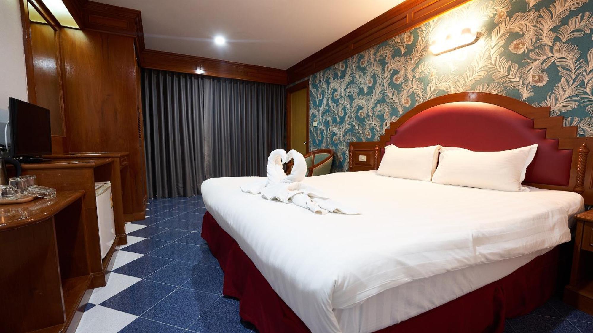 Lime Hotel Patong Room photo