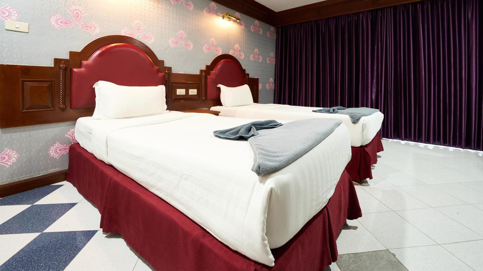 Lime Hotel Patong Room photo