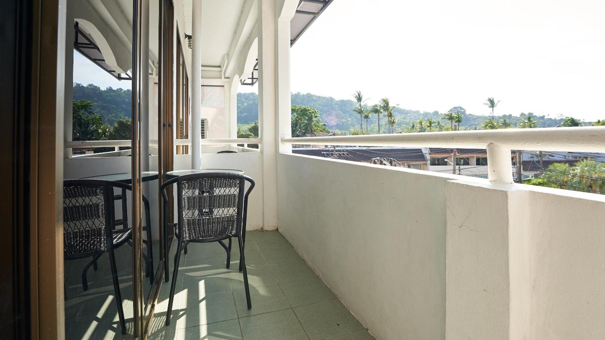 Lime Hotel Patong Room photo