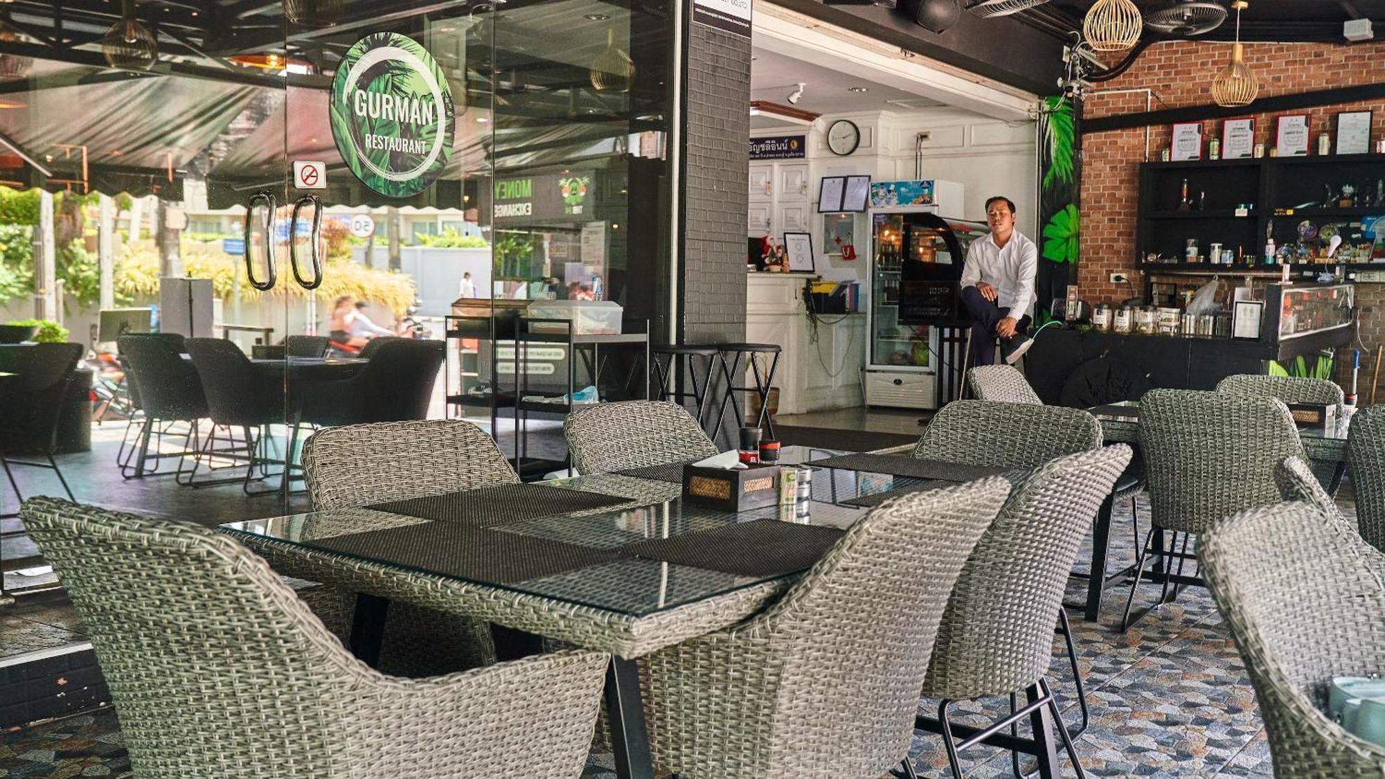 Lime Hotel Patong Exterior photo