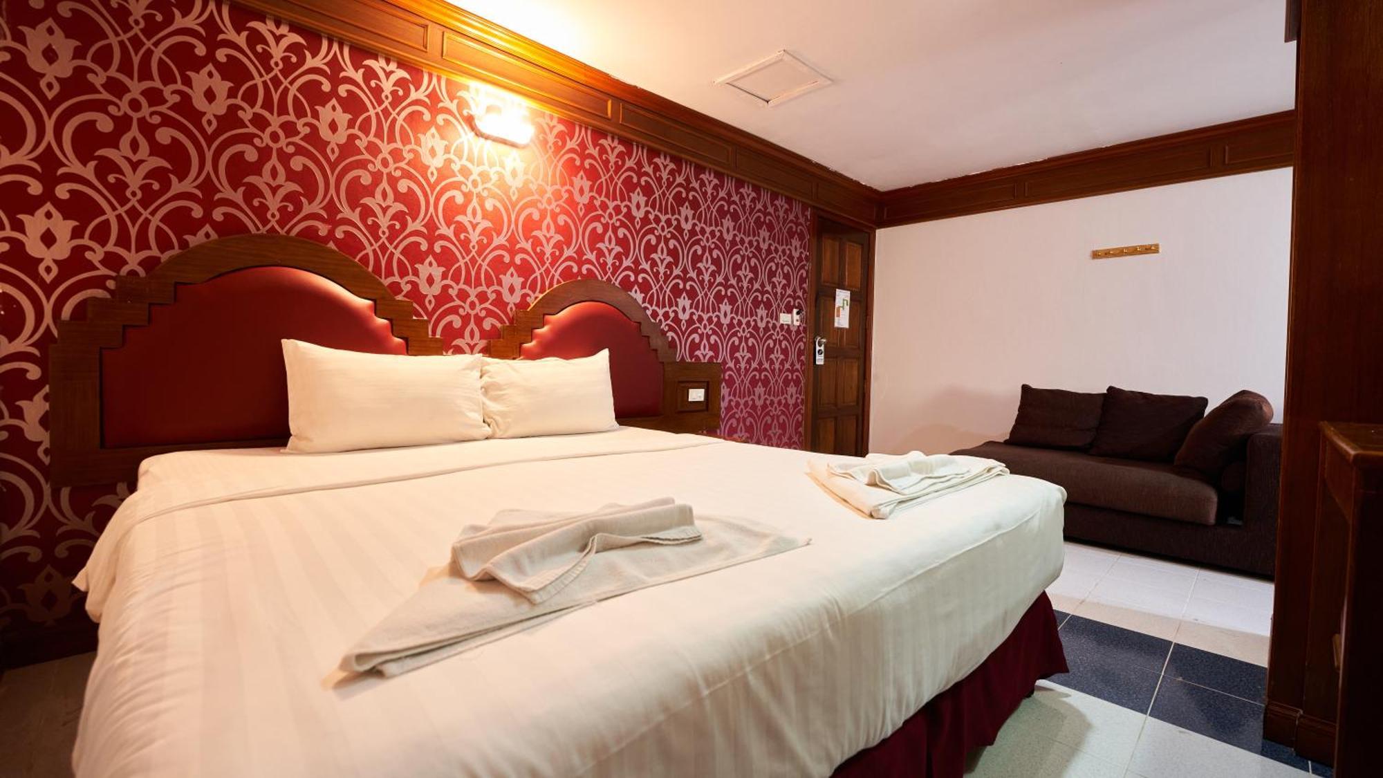Lime Hotel Patong Room photo