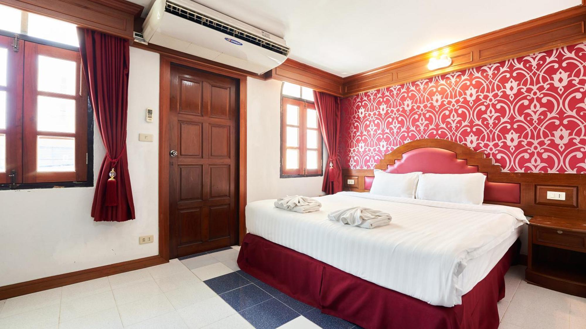 Lime Hotel Patong Room photo